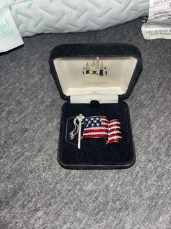 Vintage Disney American Flag Brooch 