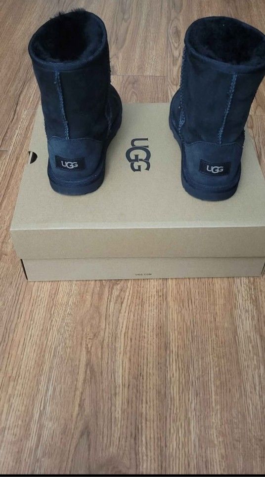 Kids Classic 2 Ugg Boots