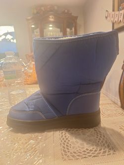 Snow Boots
