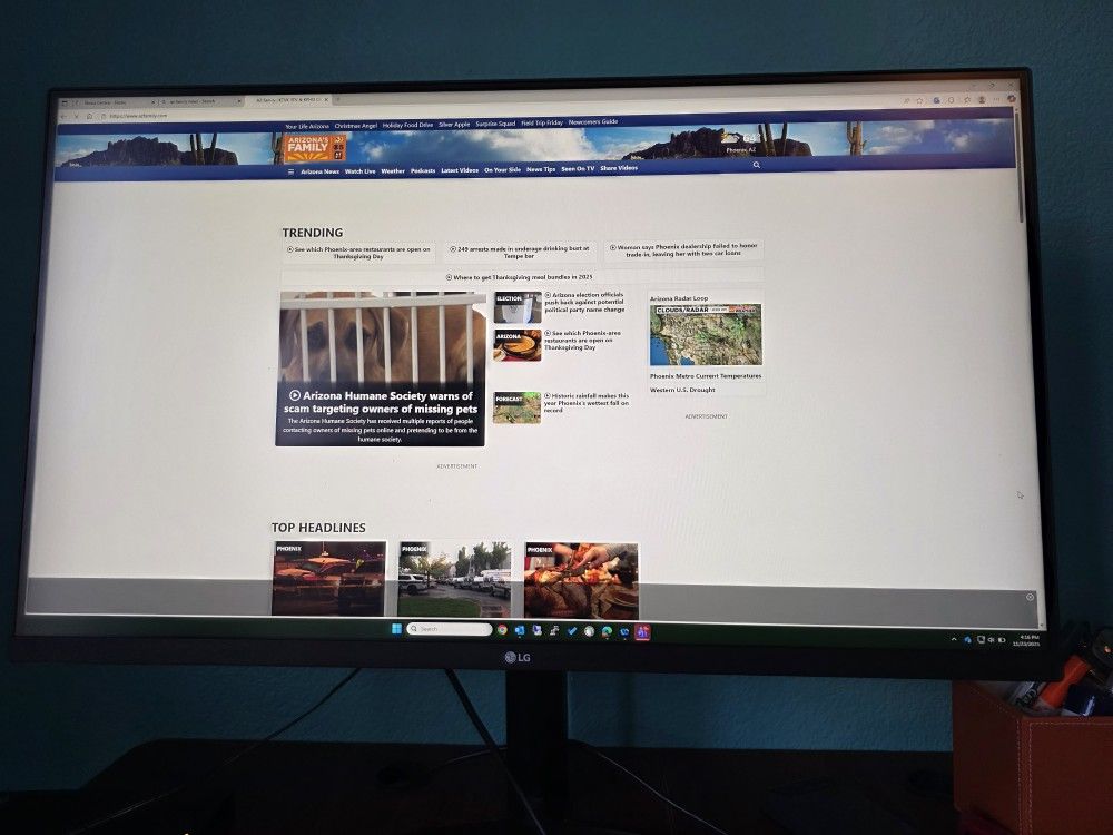 32" QHD LG Monitor 