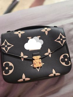 Black monogram purse