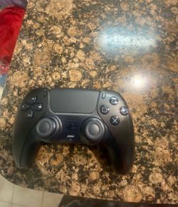 Black ps5 controller barely use