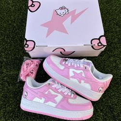 Bapesta x Hello Kitty - Sizes  5.5w-7.5w