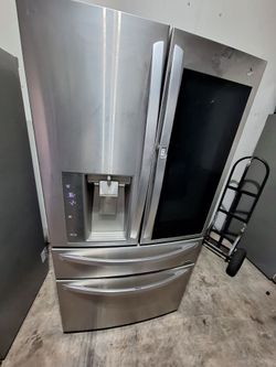 Refrigerator Four Door Instaview LG