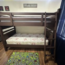 Twin Size Bunkbed
