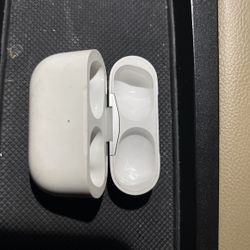 AirPods Pro (1st Gen) Charging Case 