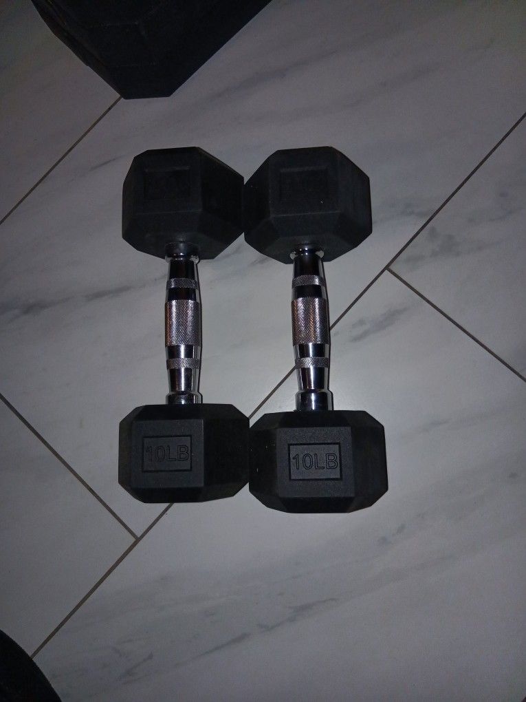 10 Lbs $25/15 Lbs $35 Dumbells