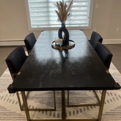 Article Table & Dining Chair Set 