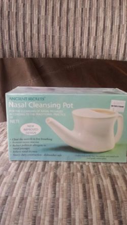 Neti nasal cleansing pot