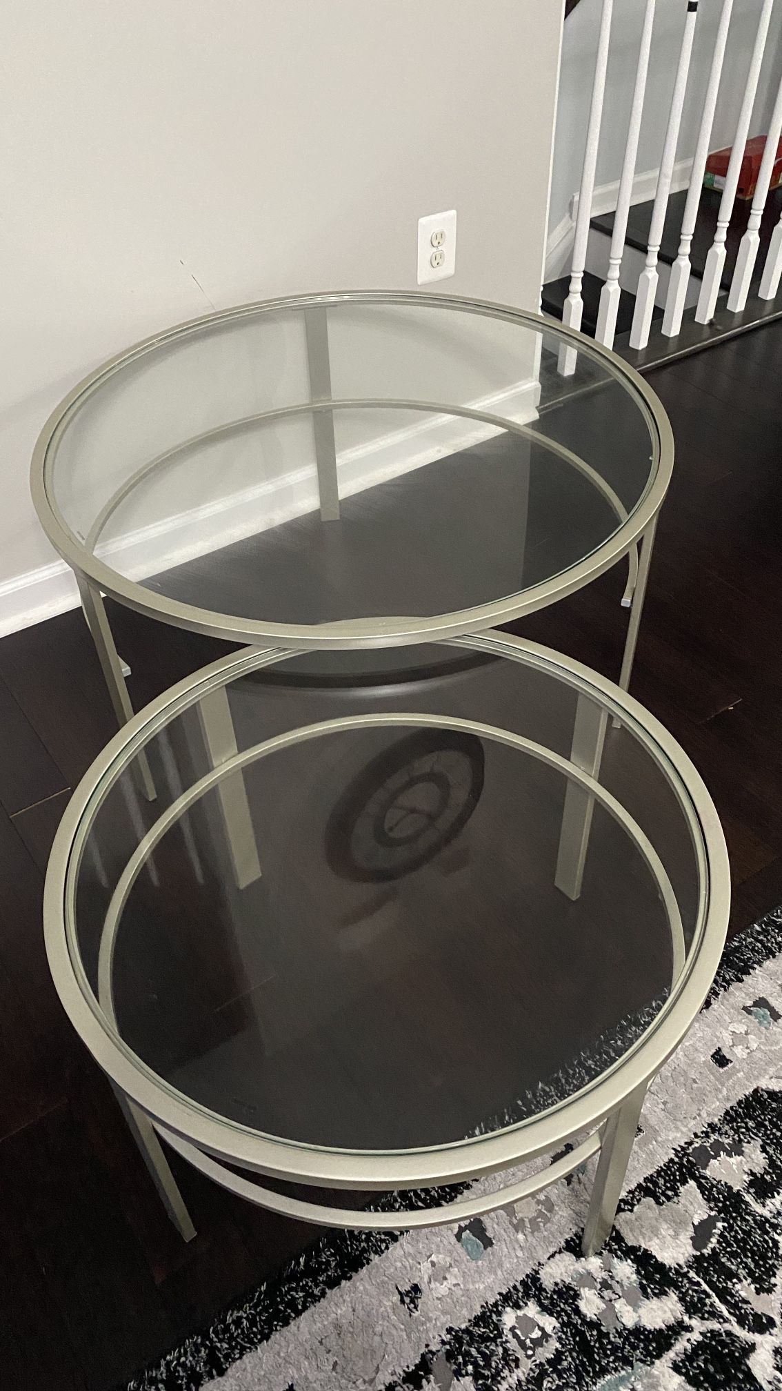 A Set Of Glass Coffee Table