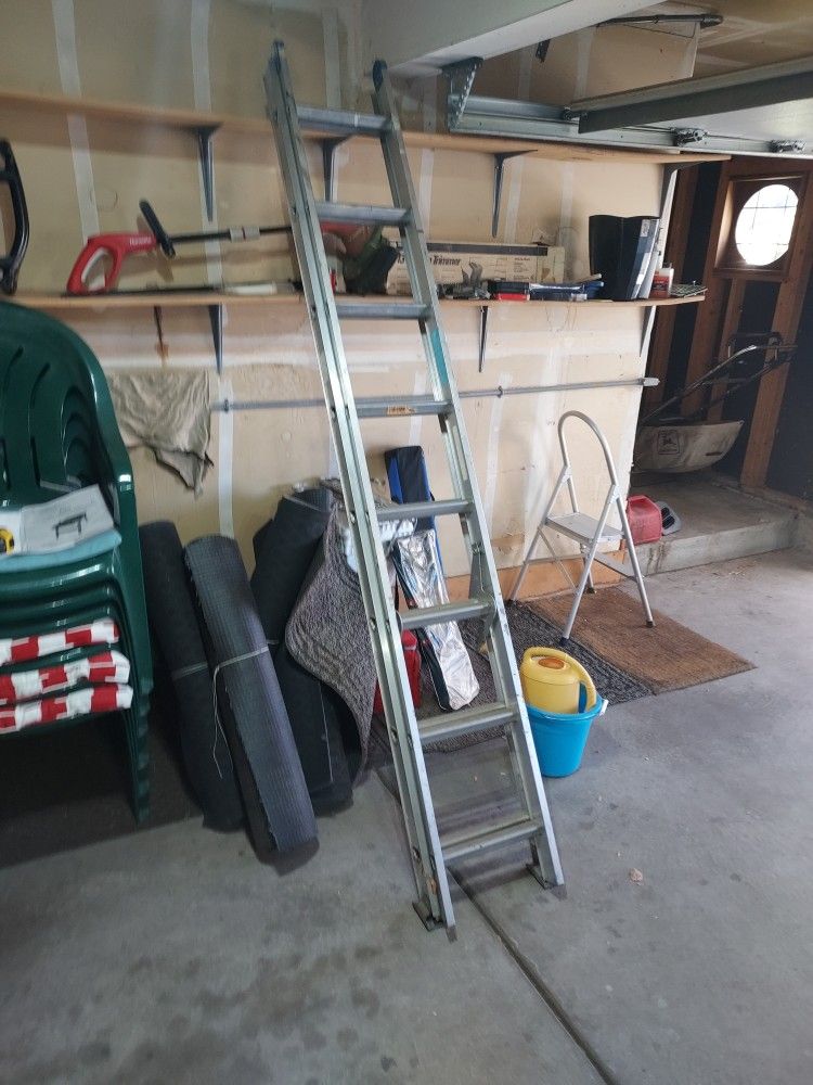 Aluminum 16ft Extension Ladder