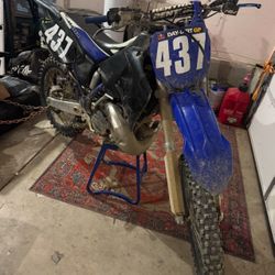 Yz250