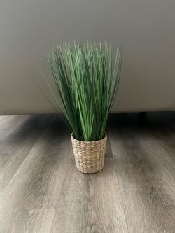 Artificial greenery planter 17 inches tall x 5 inch wide basket