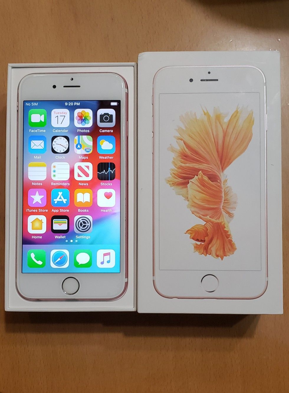 Iphone 6s, gold rose, 64 gb. Unlock for any carrier, work perfect, mint condition.