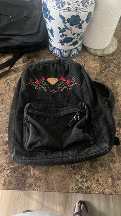 Billabong lightly used book bag