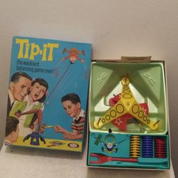 VINTAGE 1965 TIP-IT BOARD GAME BY IDEA