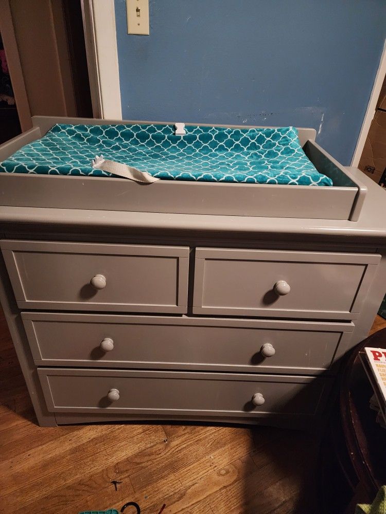 Baby Changing Table/Dresser