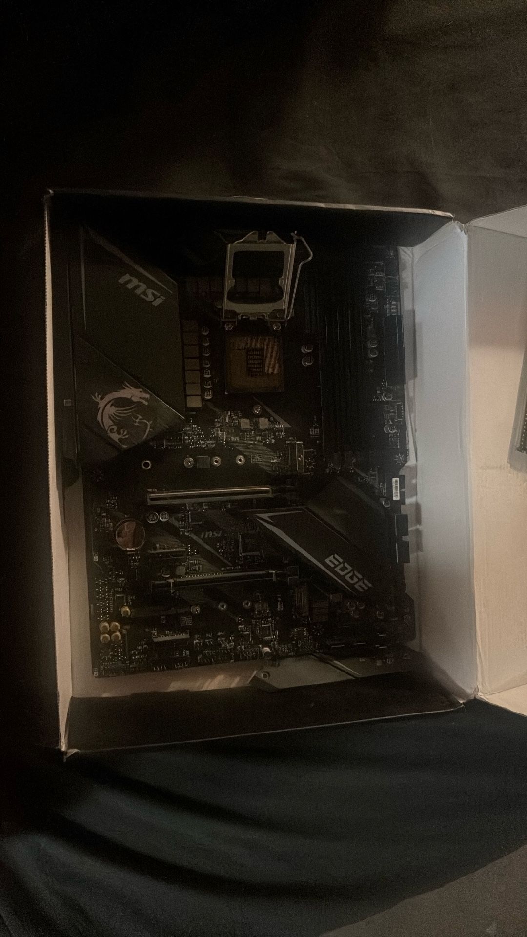 Msi Mpg Z590 Gaming Edge WiFi Motherboard