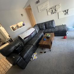 Sectional couch (read description)