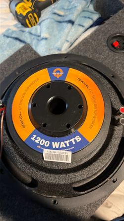 Quantum Audio 12 inch speakers with the box