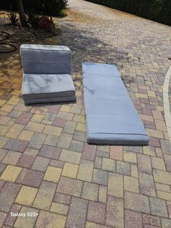 Childrens Convertible Chairs 