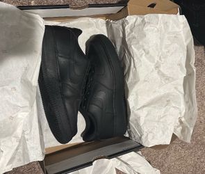 Air force 1’s laces in box