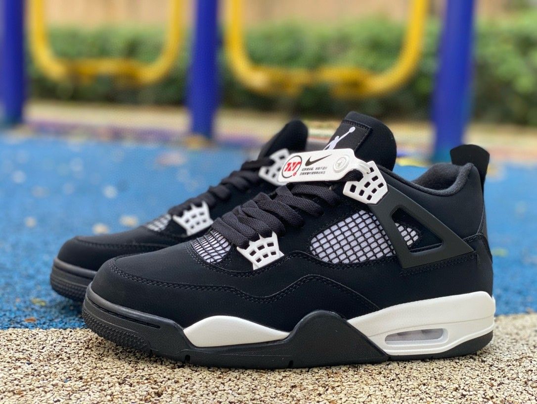 đđ§lđ˛ đĢđđŠlđ˛ đ¨đ§ đ G : đđđđ¤đĸđđ¤đŦđđđ Jordan 4 white thunder