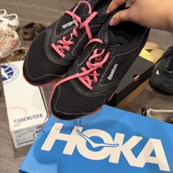 Reebok Women’s Sneakers Size 8 – Good Condition