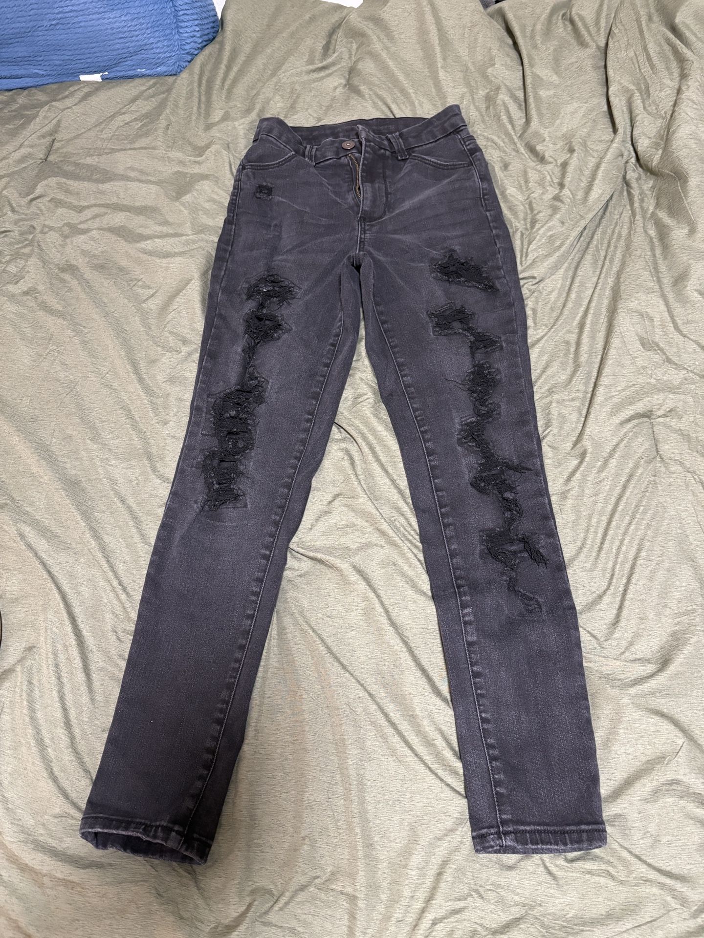 Black Ripped Skinny Jeans