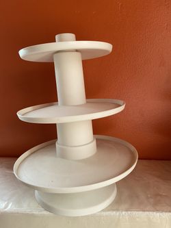 Wilton Cake Stands