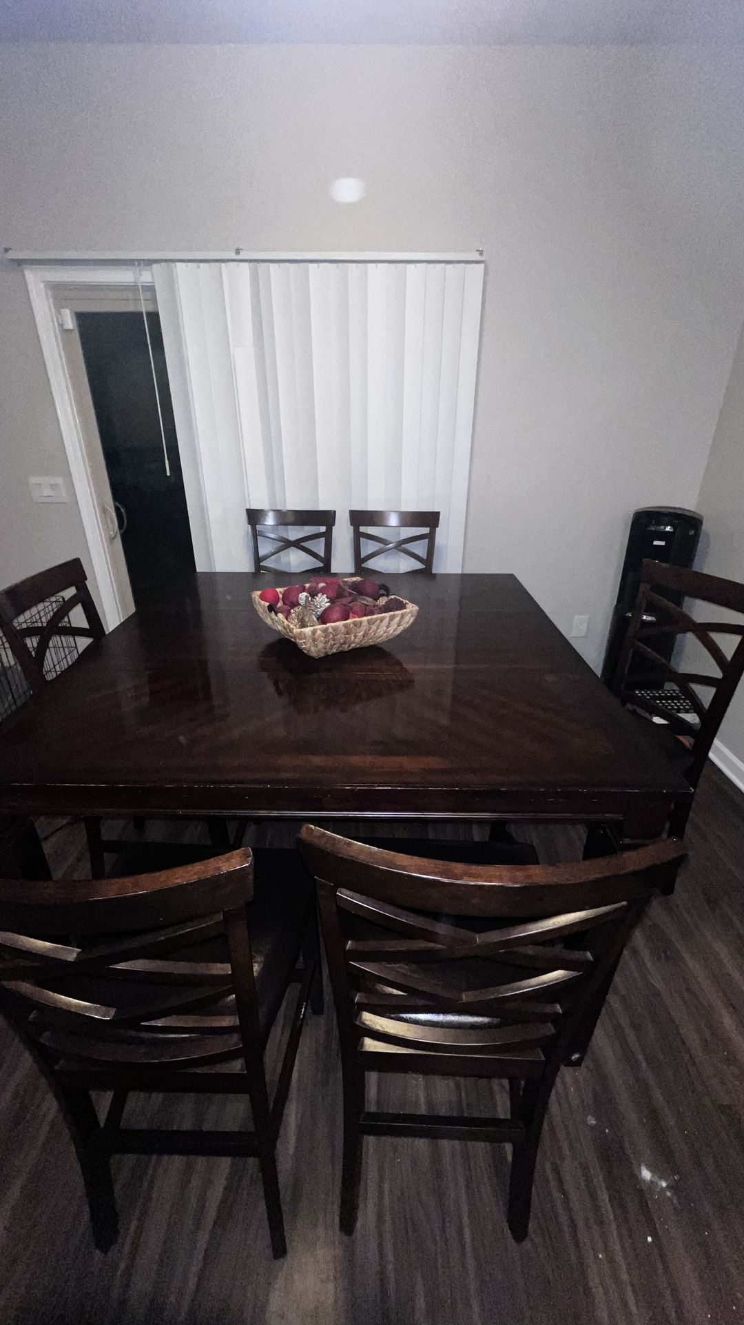 Dining Room Table Set 6 Chairs  $350