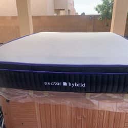 Nectar, Nectar Premier Hybrid Mattress, Cal King, Like New