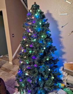 7.5 Ft Pre-lit Christmas Tree