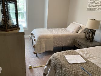 Twin Comforter, Duvet, Pillow & Pillow Cover Set X2