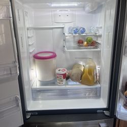 Ge Appliances Refrigerator 