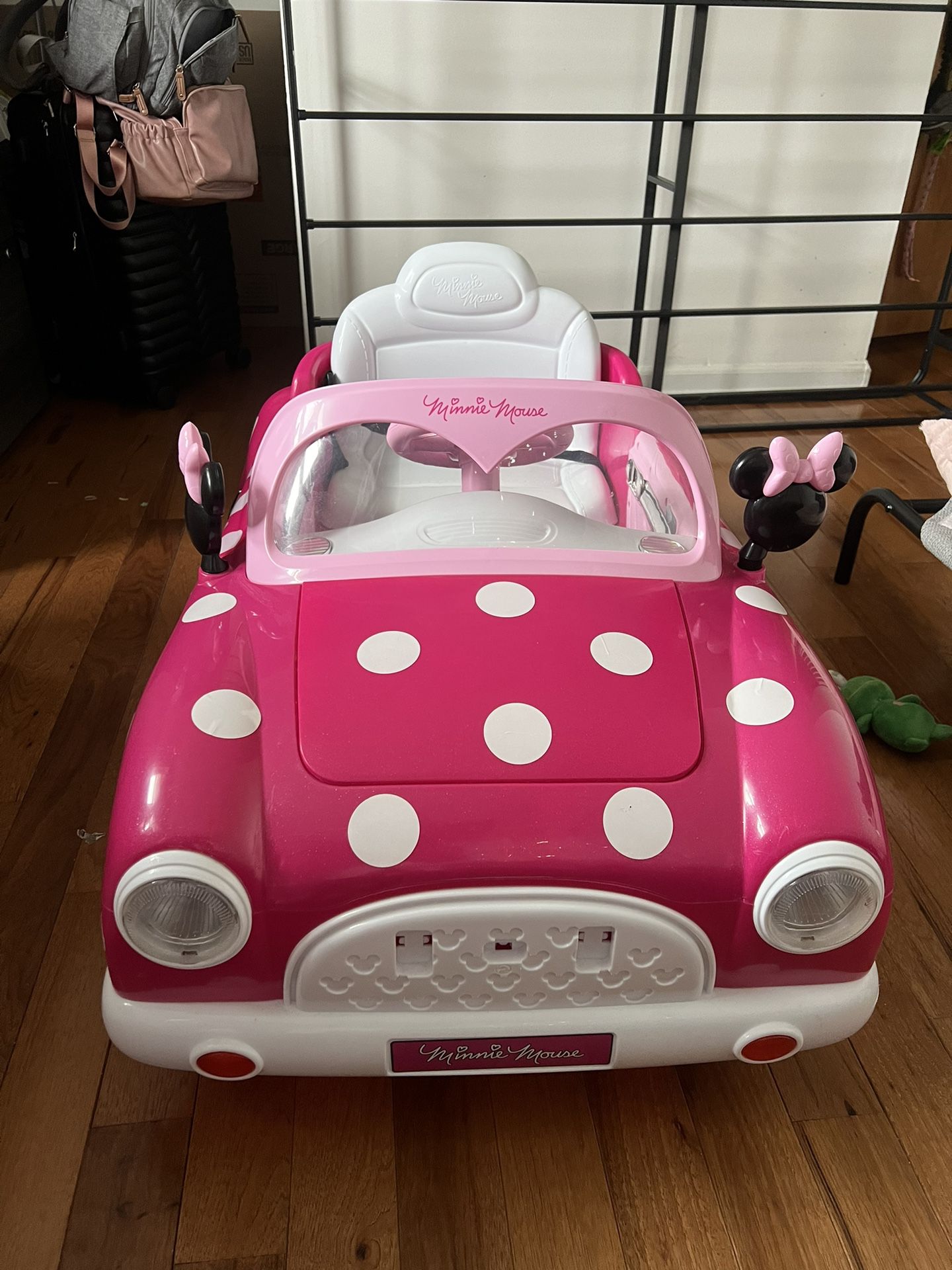 Minnie Mouse Electric Car