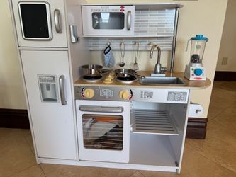 Kidkraft wooden kitchen playset