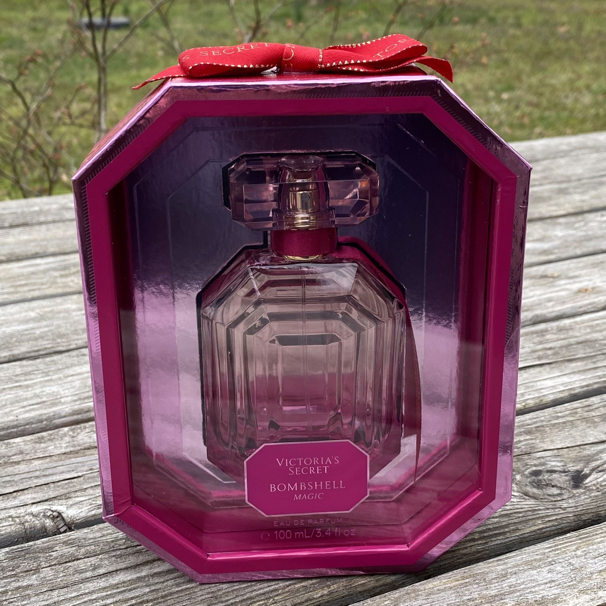 Victoria’s Secret Bombshell Magic perfume