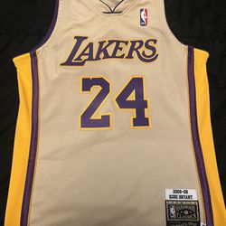 Kobe Bryant Jersey 24 (willing To Take Offers)