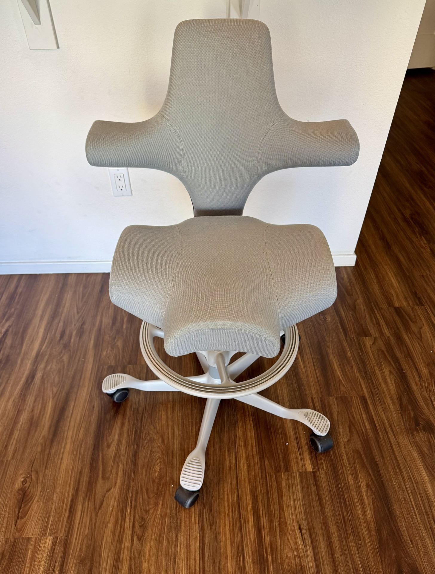 HAG Capisco Chair