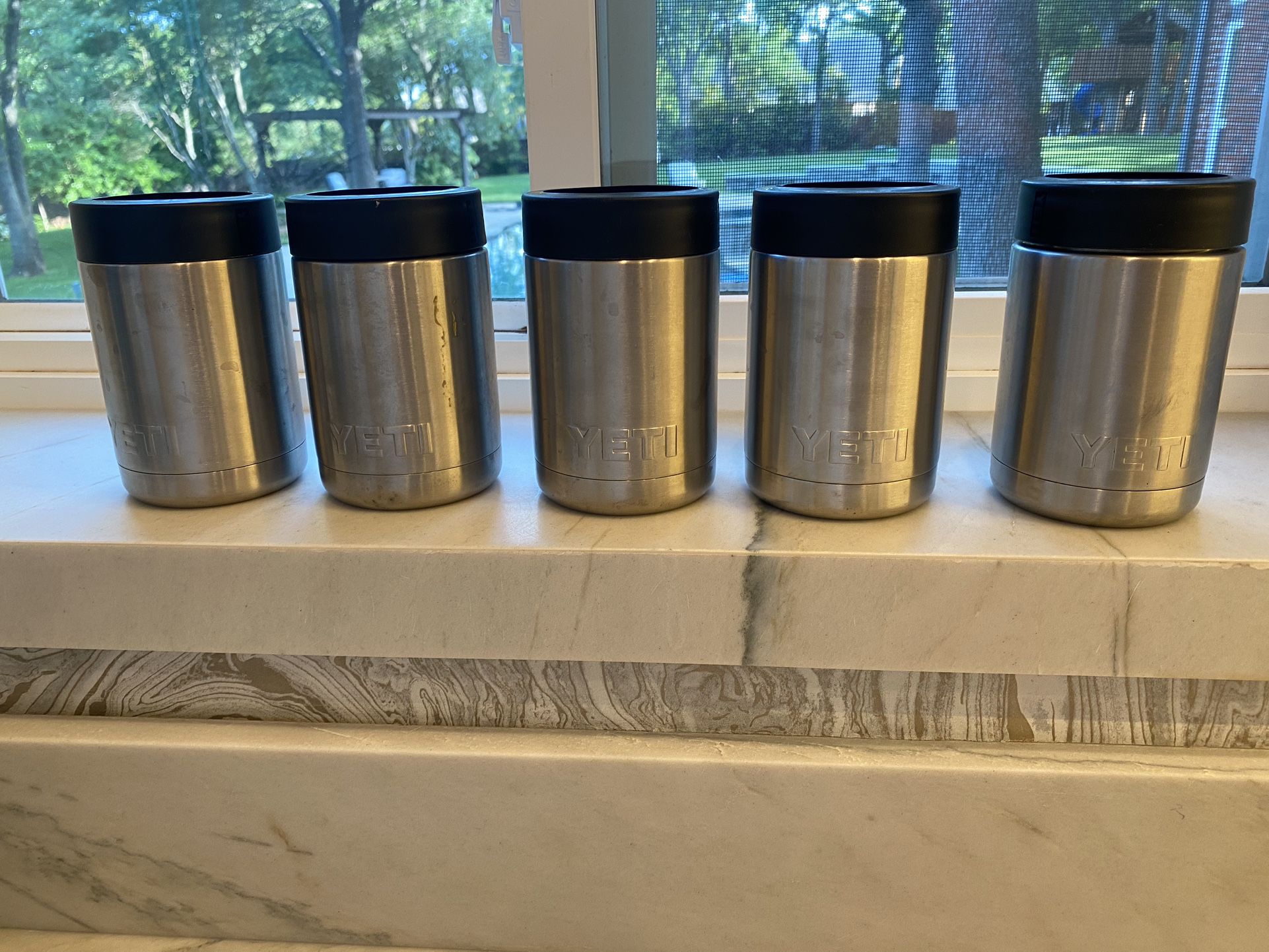 Set Of 5 Yeti Colster Can Cooler 