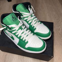 Lucky Greens Size 9.5 With Box