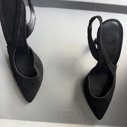 Lot of woman sandals shoes