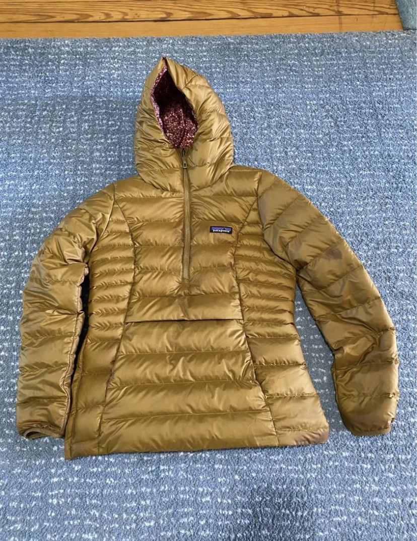 Patagonia Down Pullover Hoody