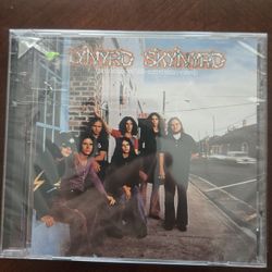 LYNYRD SKYNYRD SMOKES