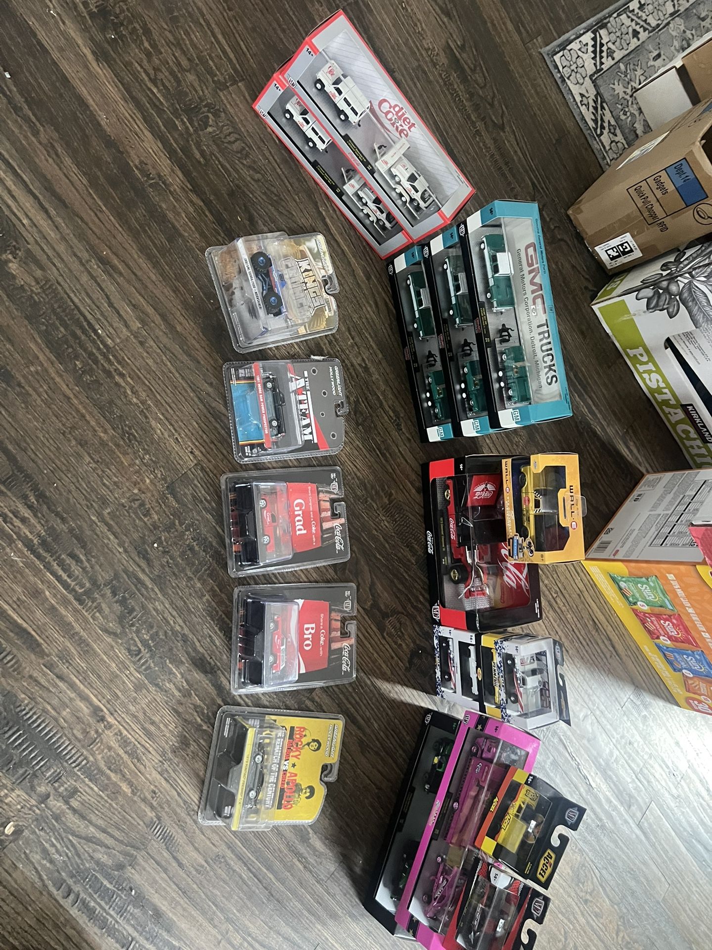 Large M2 Lot With Couple Chases