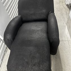 Recliner Automatic Has Brown Cover OFFERS WELCOME 