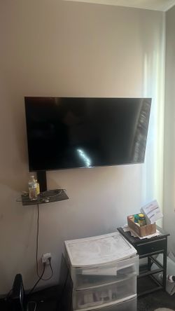 Westinghouse 40 Inch TV
