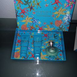 Brand New 4 Piece Set Versace Dylan Turquoise
