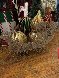 Santa Sleigh Only 3ft Long 2 Ft Tall